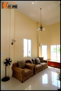 บ้านคุณอรวรรณ